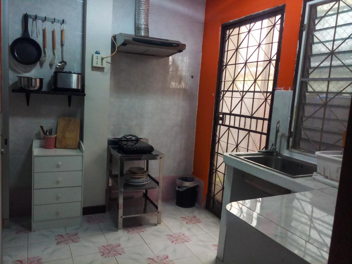 Kata Lina Guesthouse 外观 照片
