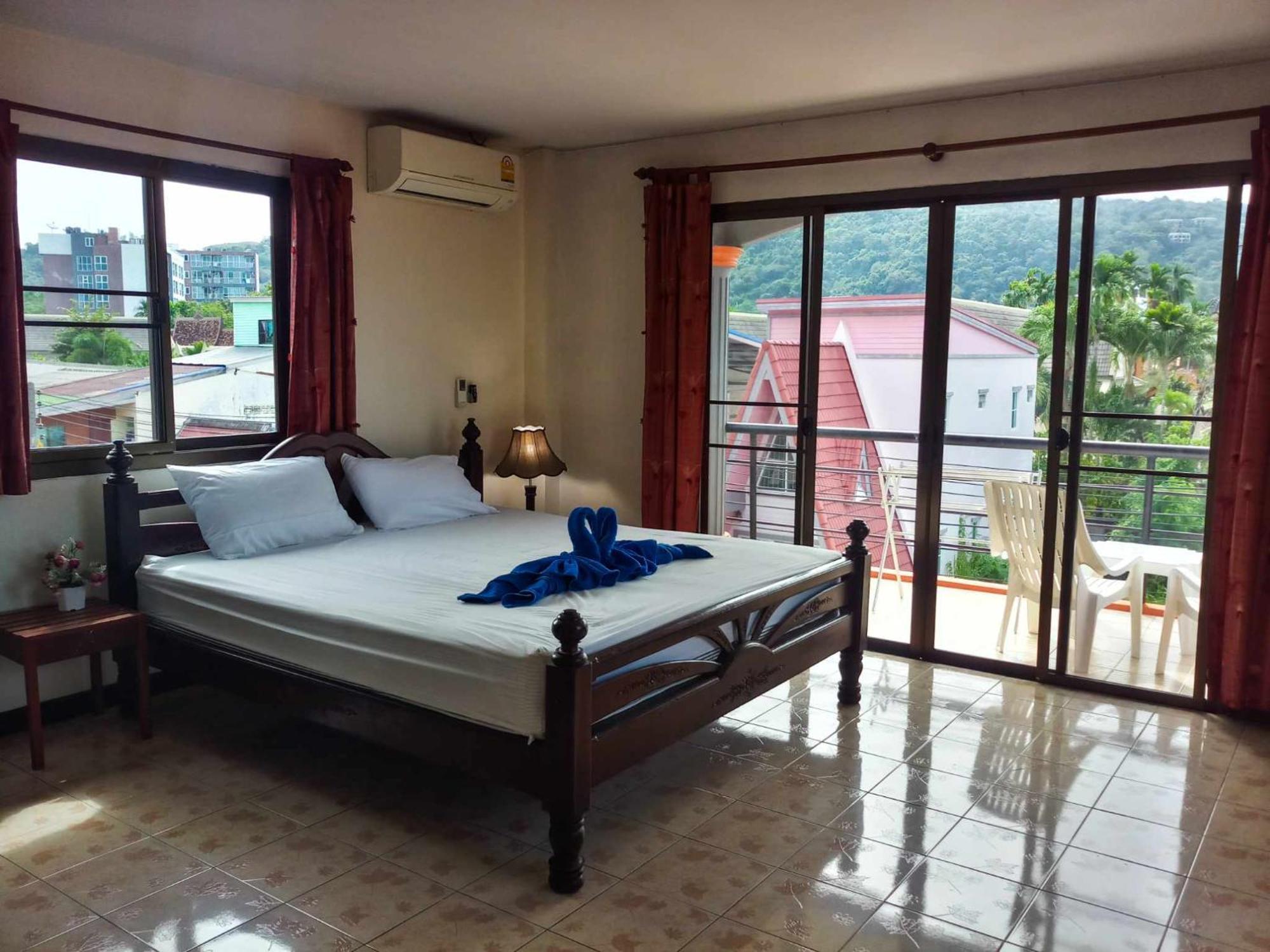 Kata Lina Guesthouse 外观 照片
