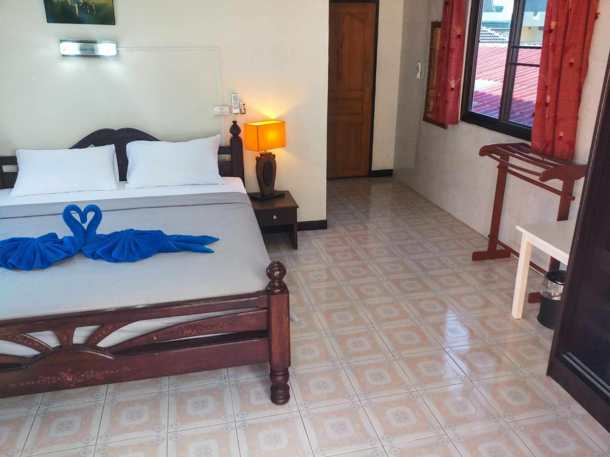 Kata Lina Guesthouse 外观 照片