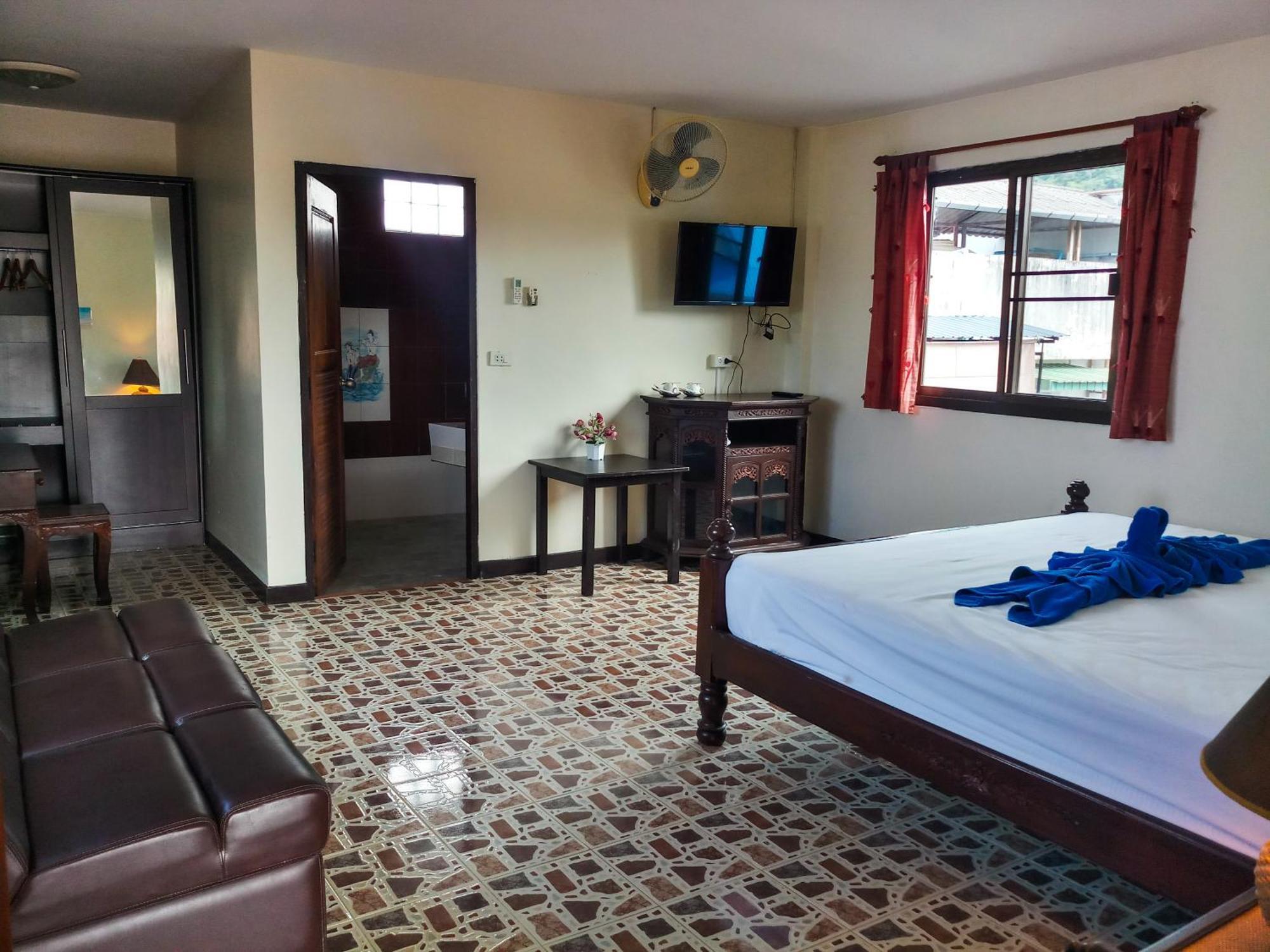 Kata Lina Guesthouse 外观 照片