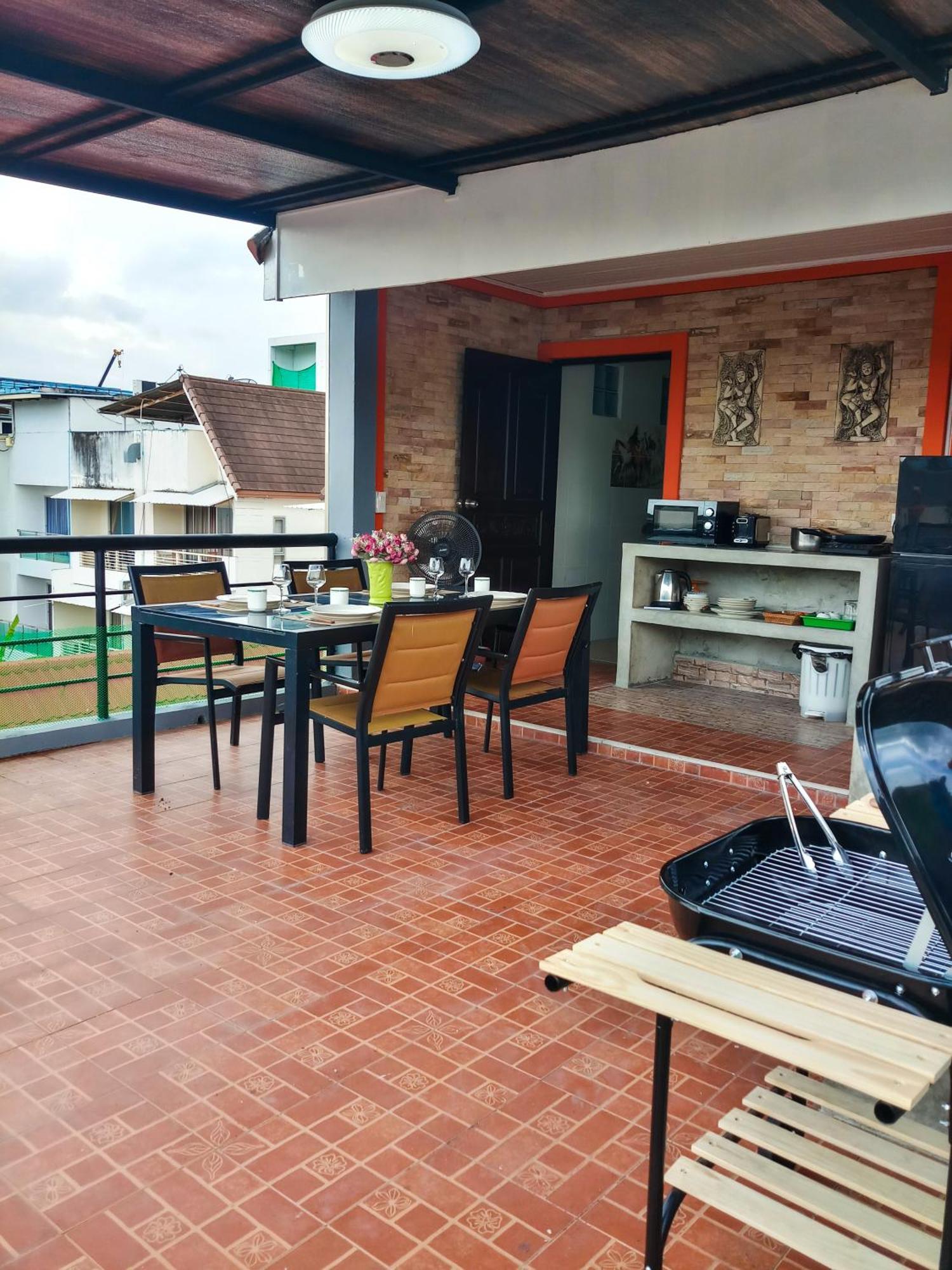 Kata Lina Guesthouse 外观 照片